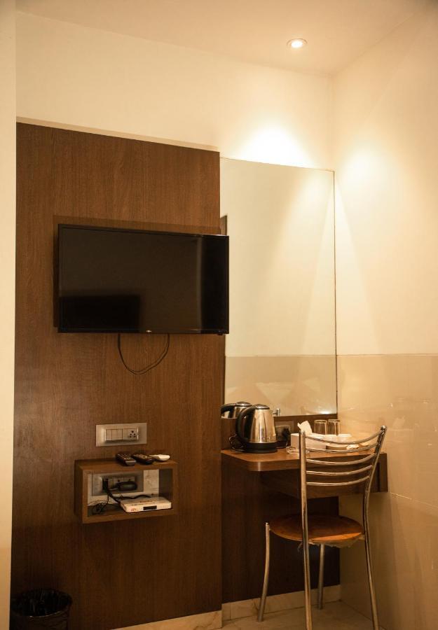 Hotel Monarch Express Near Karnala Sports Academy Panvel,Navi Mumbai Eksteriør bilde